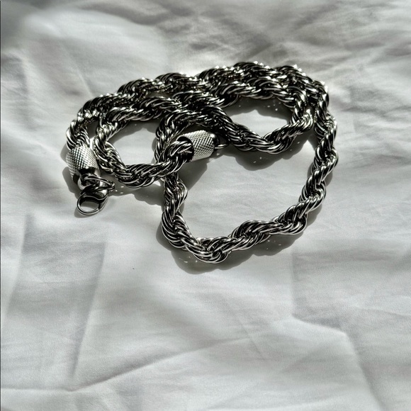 Stainless Steel Rope Chain - Picture 2 of 6